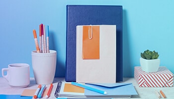 Cruinneachadh de dhealbhan cuspair